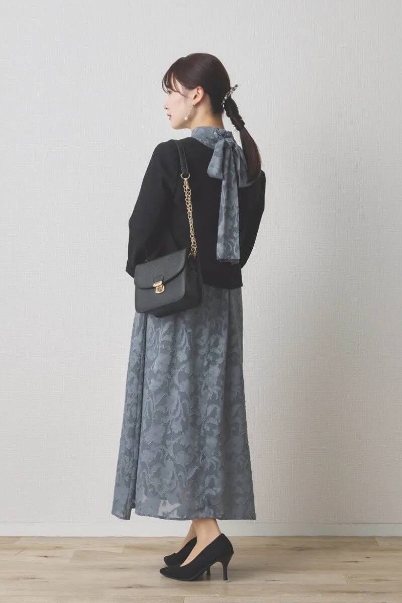 ブルーグレーのバックリボンジャガードドレス