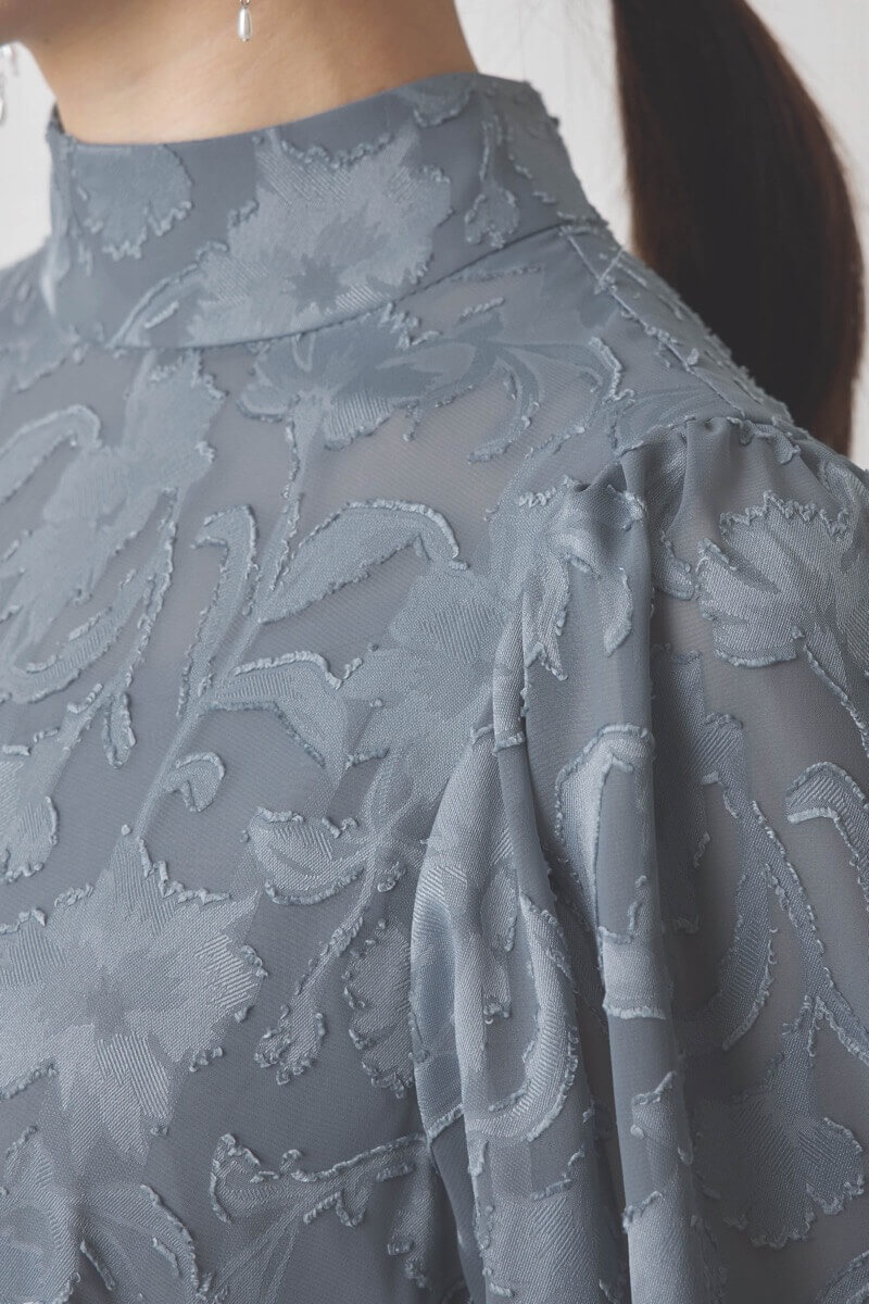 ブルーグレーのバックリボンジャガードドレス