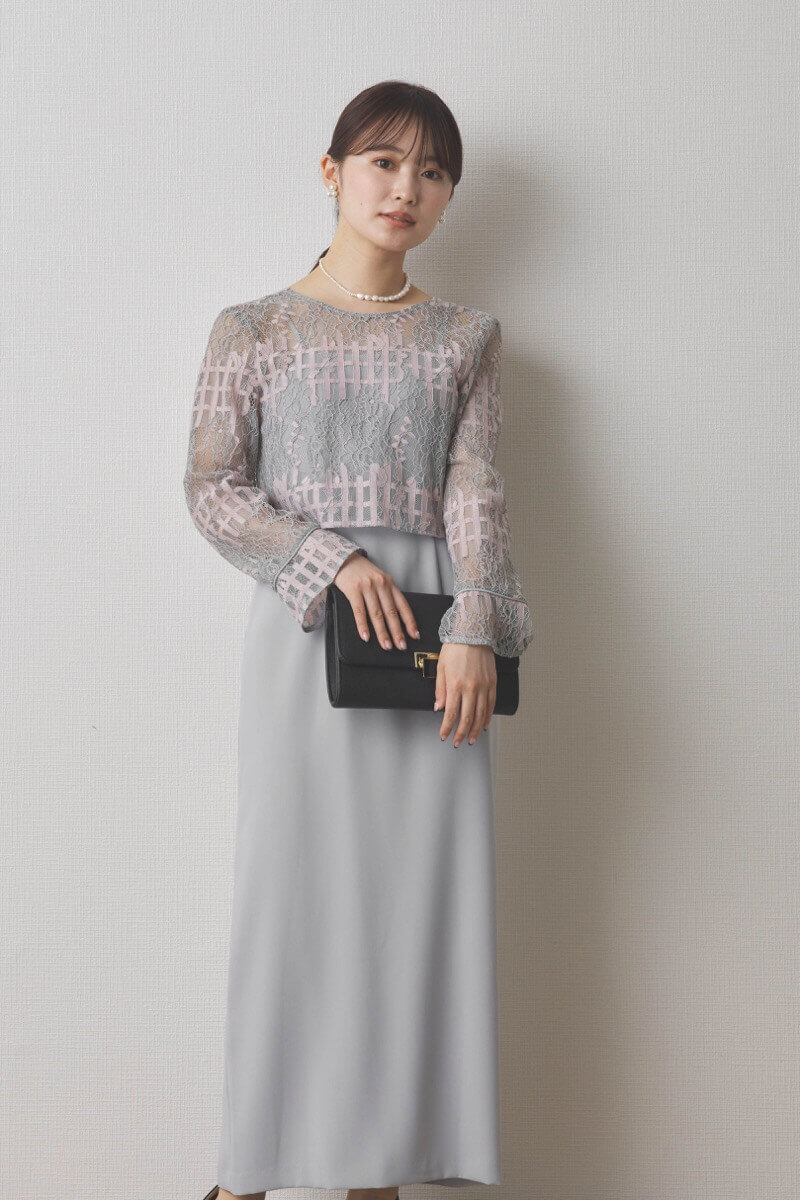 ミントグレーのラッセルレースコクーンドレス