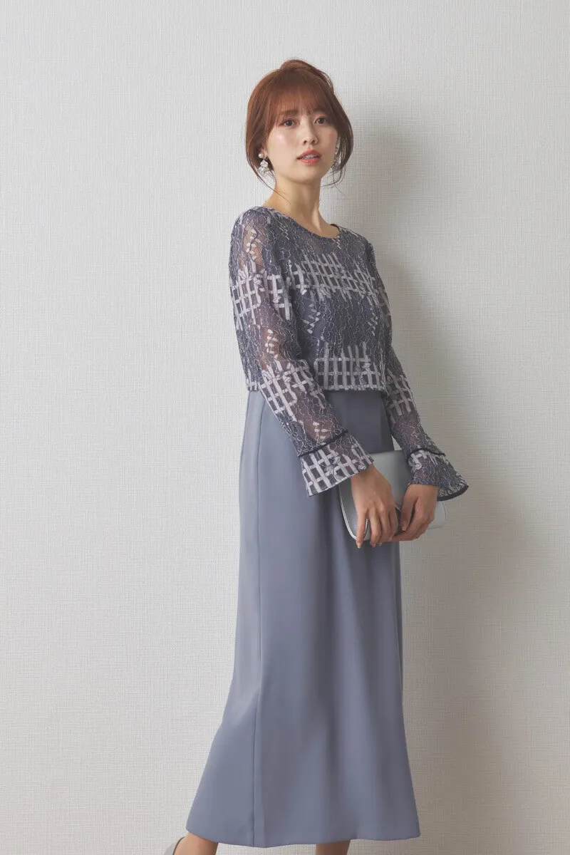 ブルーのラッセルレースコクーンドレス
