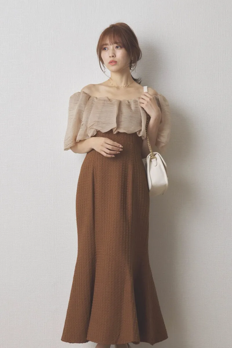 ブラウンの2WAYオフショルマーメイドドレス