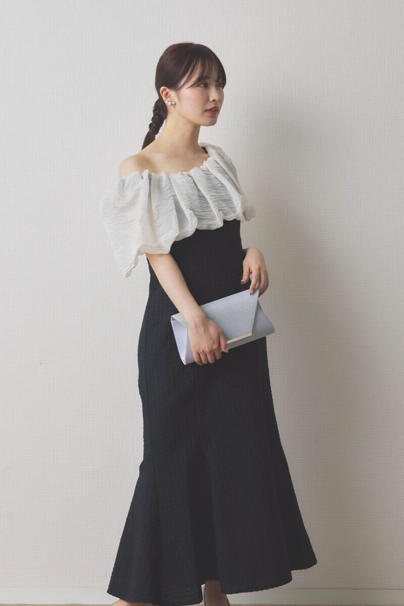 ブラックの2WAYオフショルマーメイドドレス