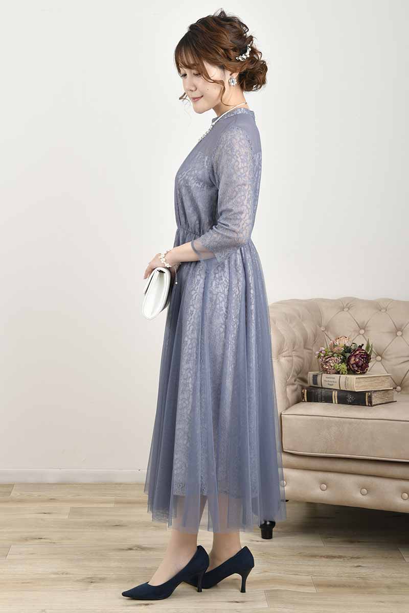 ブルーのレースレイヤードエアリードレス