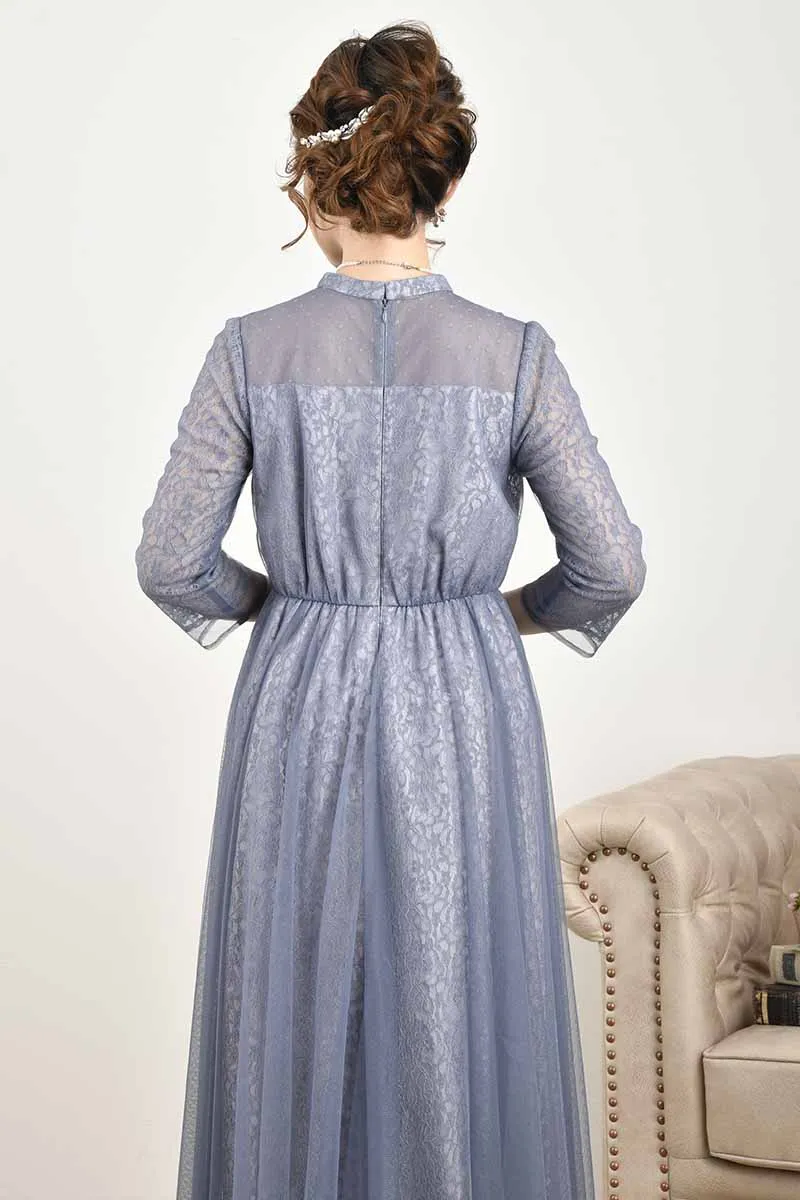 ブルーのレースレイヤードエアリードレス