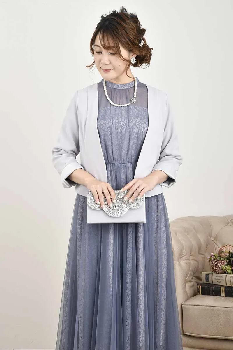 ブルーのレースレイヤードエアリードレス