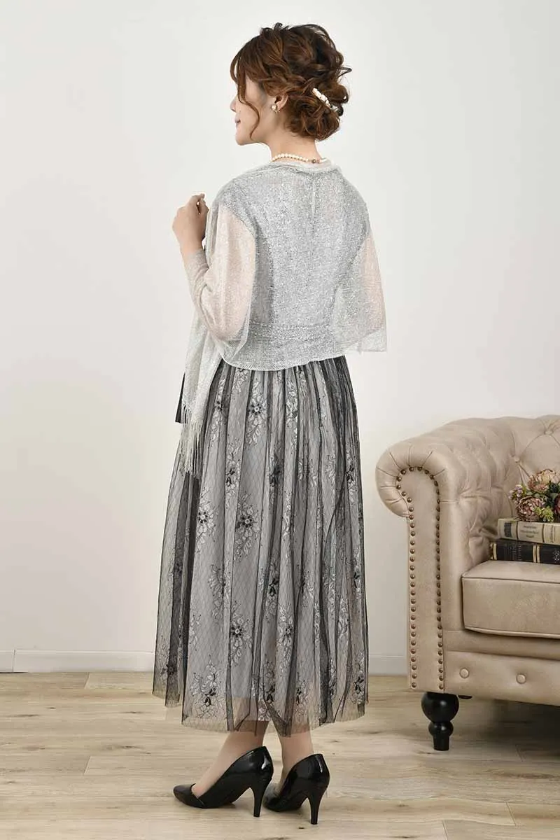 ブラック×グレーのチュールレースギャザードレス