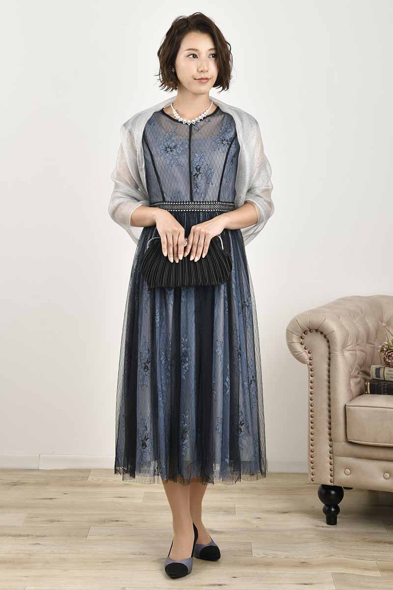 ブルー×ブラックのチュールレースギャザードレス