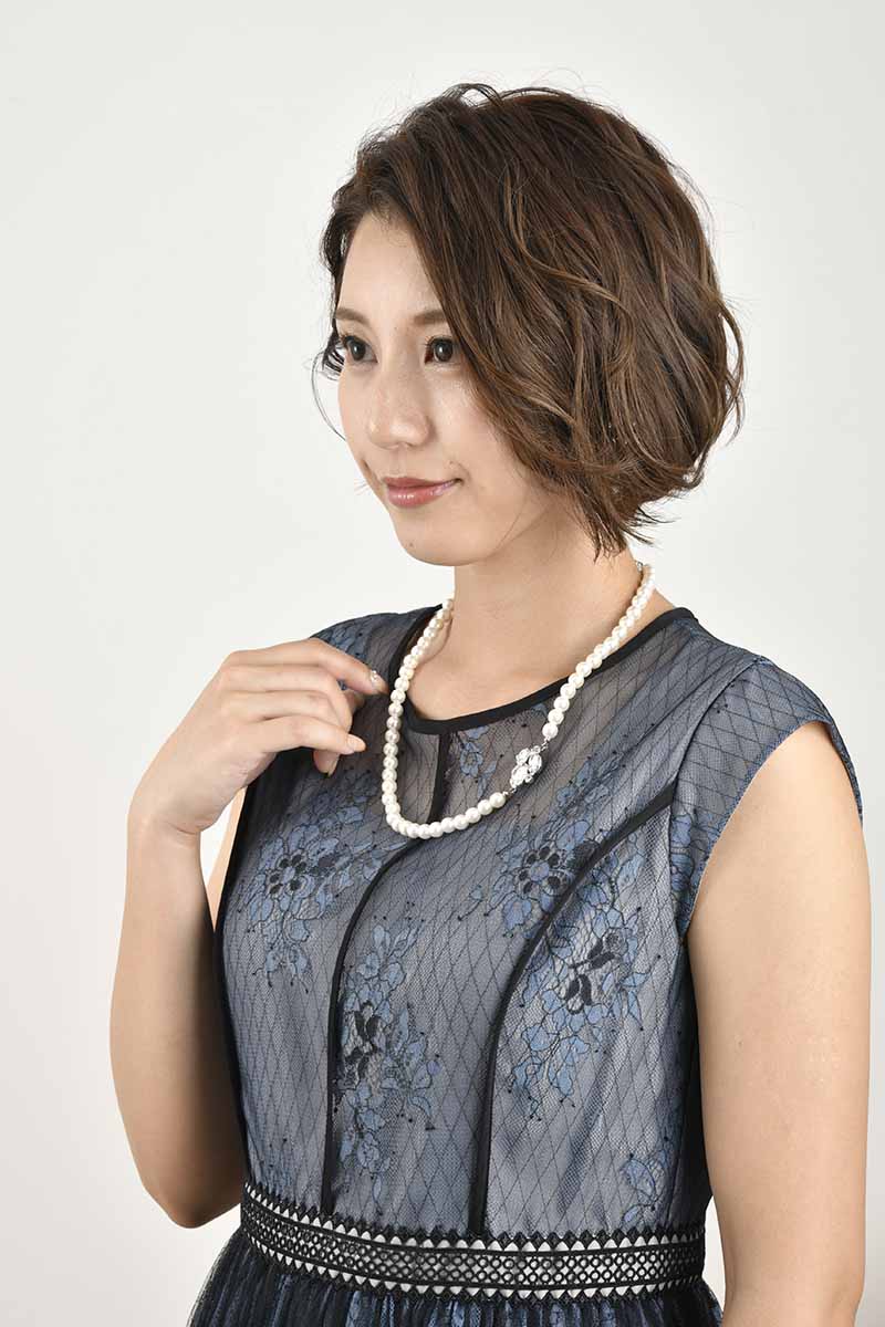 ブルー×ブラックのチュールレースギャザードレス