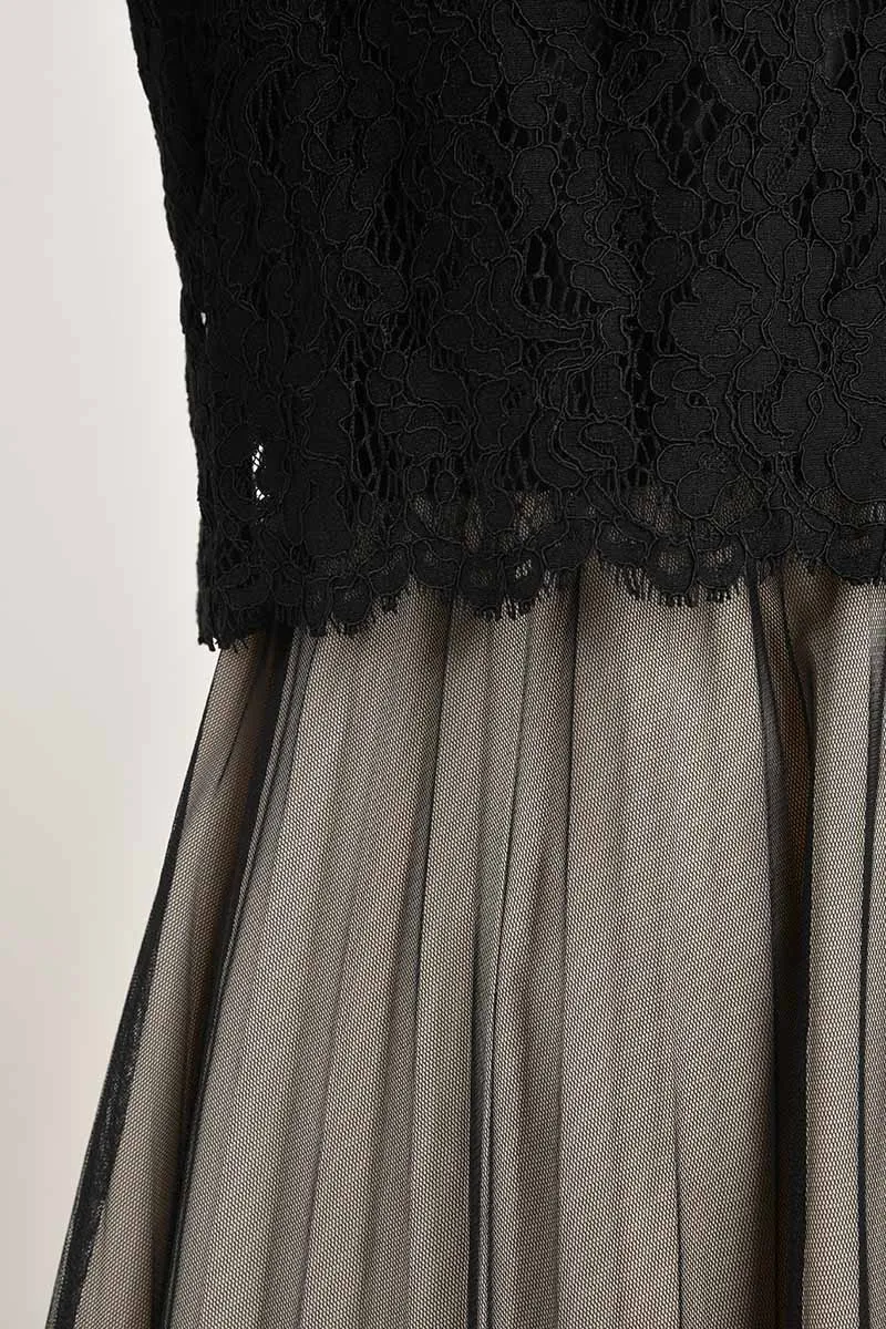 ブラックのレースコンビチュールドレス