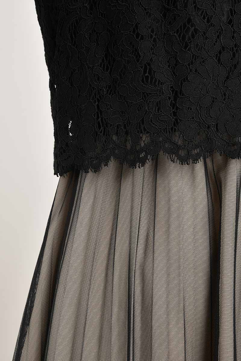 ブラックのレースコンビチュールドレス