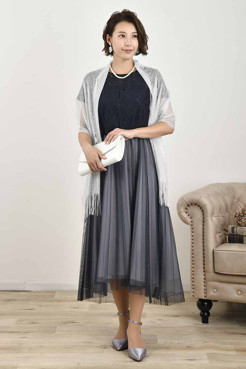 ネイビー×グレーのレースコンビチュールドレス