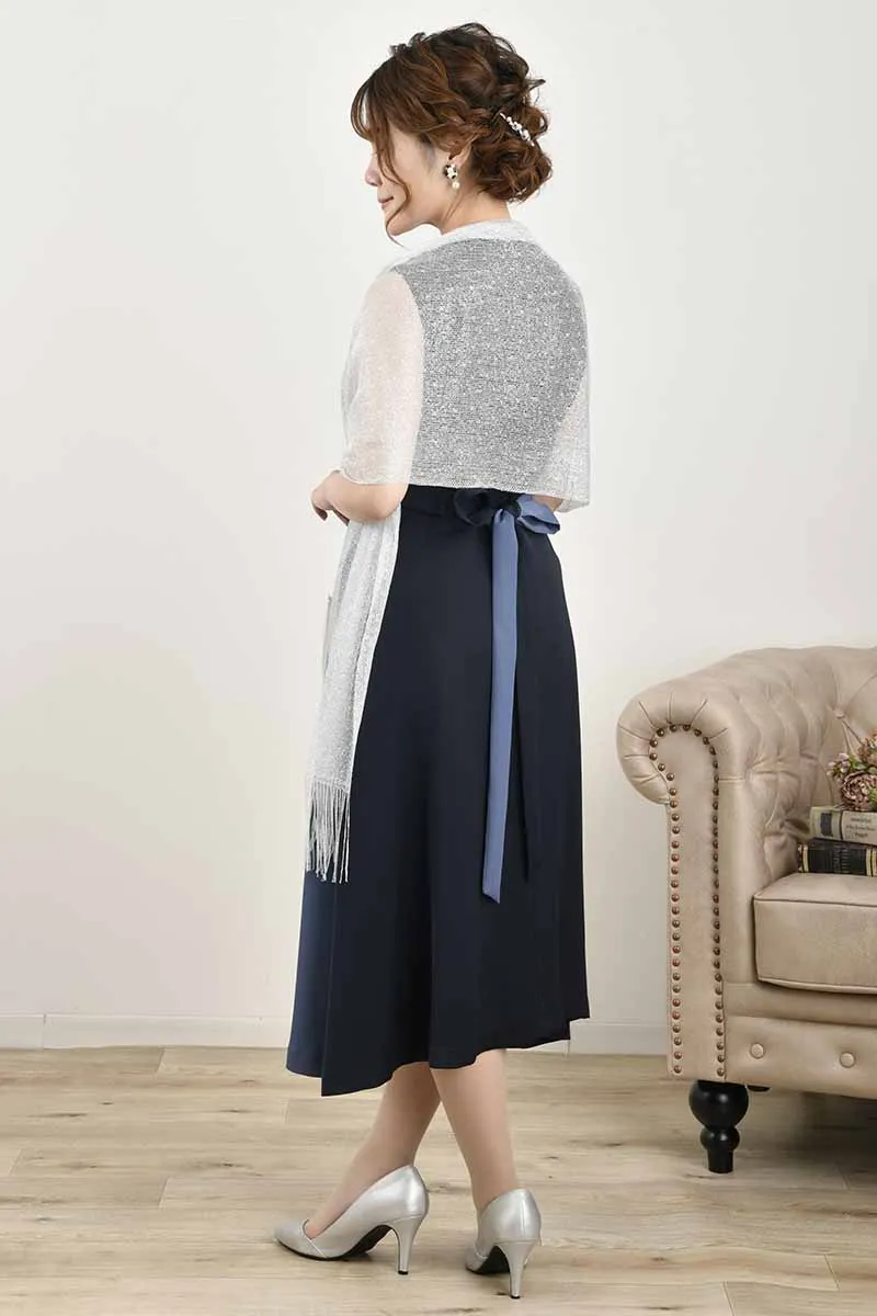 ブルー×ネイビーのカシュクールドレス