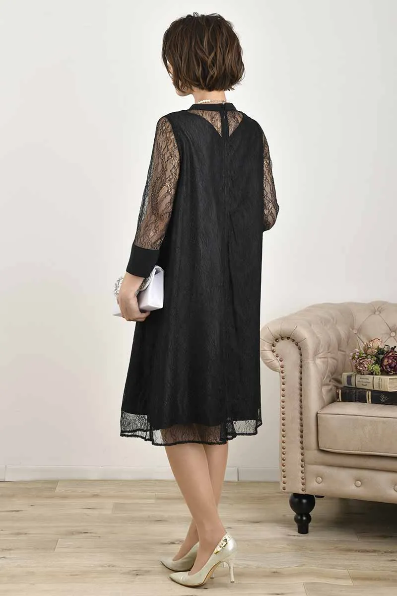 ブラックのシアーレースAラインドレス