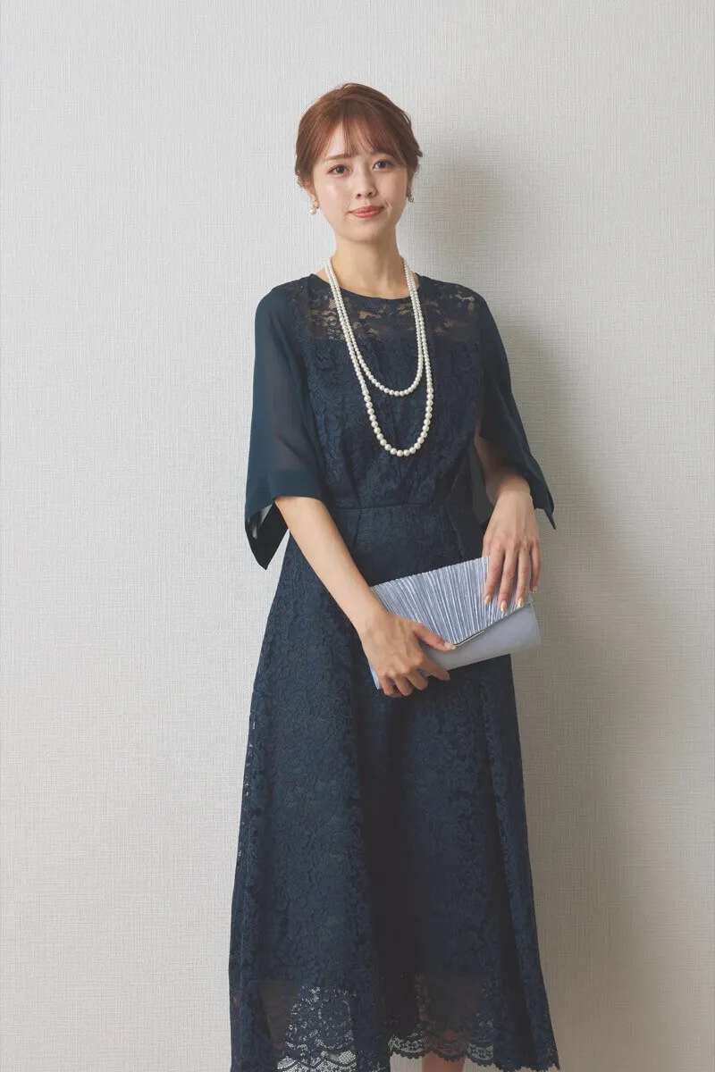 グリーンのスクエアスリーブフラワーレースドレス