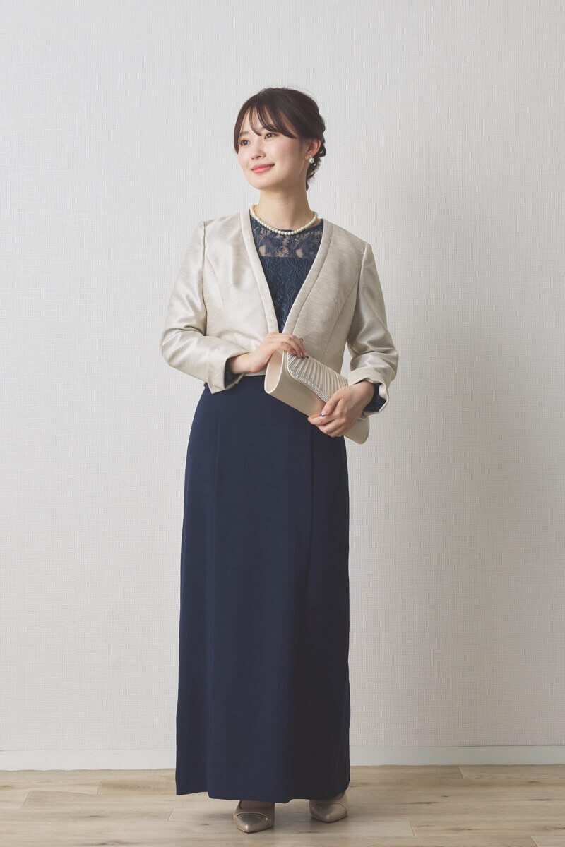 ネイビーのレースブラウス付きタイトラインドレス