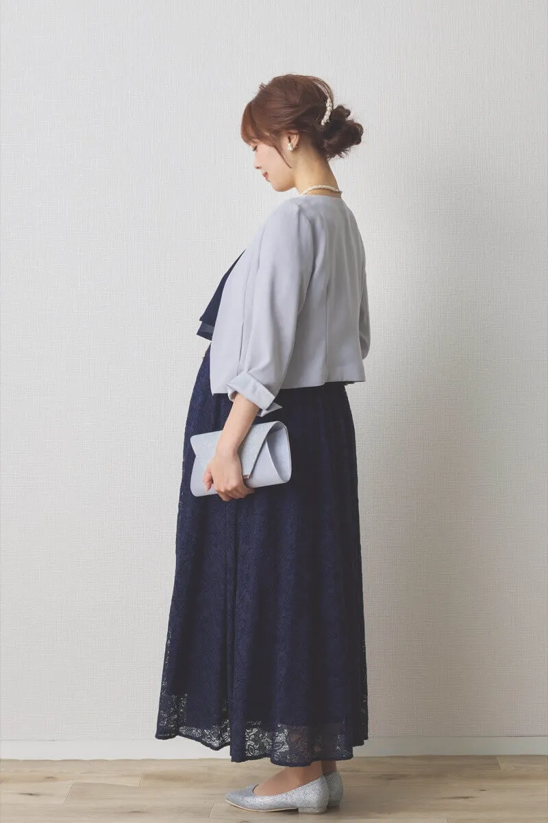 ネイビーの授乳口付きレーススカートドレス