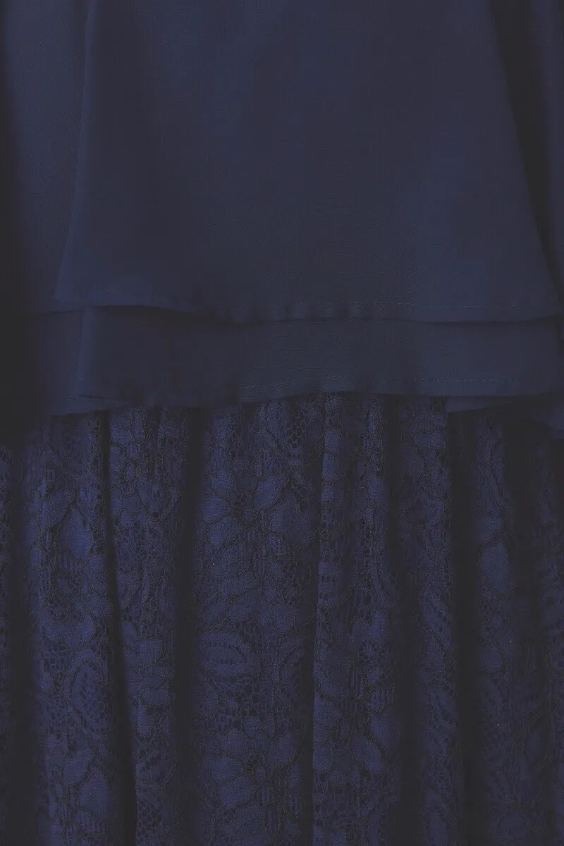 ネイビーの授乳口付きレーススカートドレス