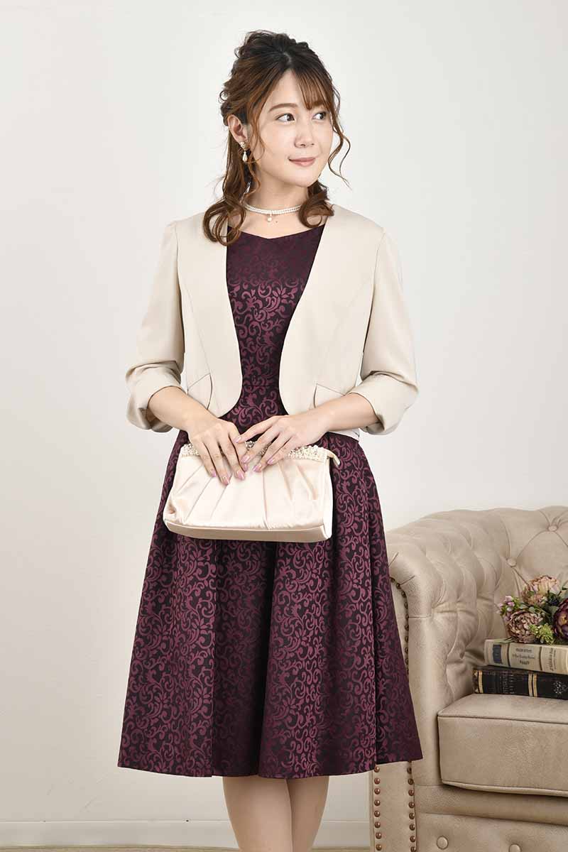 ワインレッドの2wayネックジャガードドレス