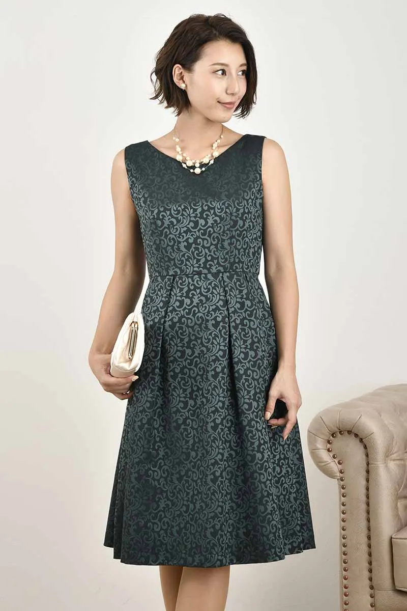 グリーンの2wayネックジャガードドレス