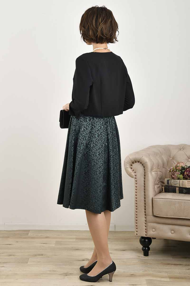 グリーンの2wayネックジャガードドレス