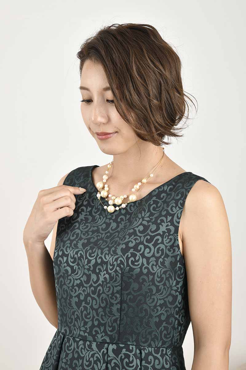 グリーンの2wayネックジャガードドレス