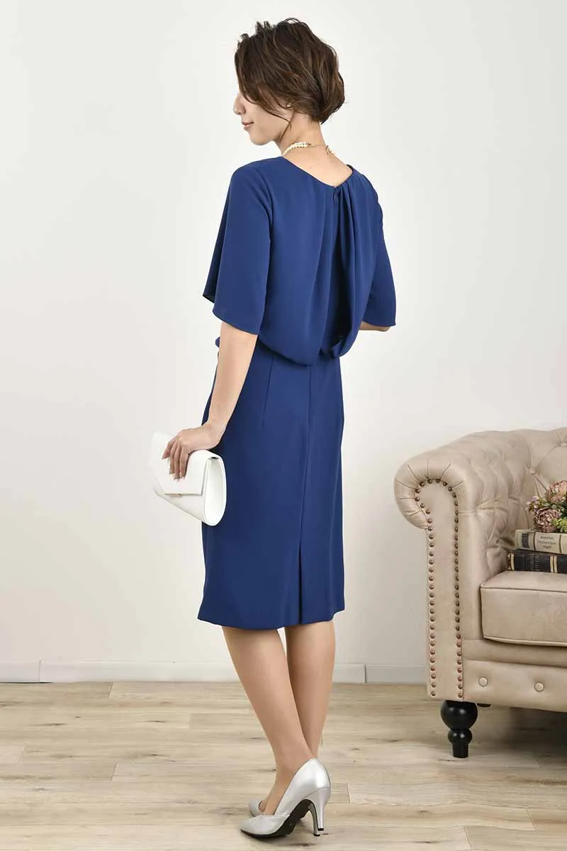 ブルーのゆったりスリーブドレープドレス