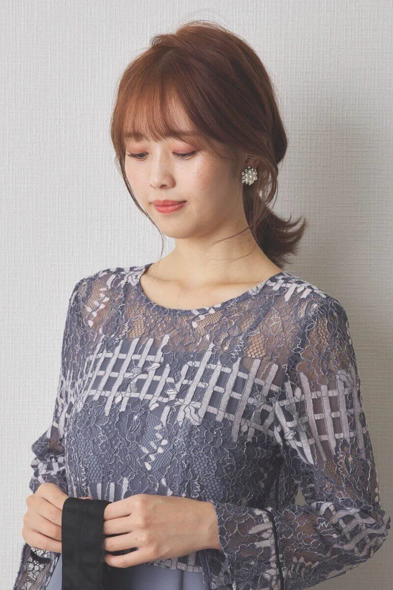 ブルーのラッセルレースコクーンドレス