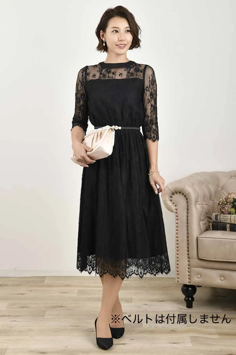 ブラックのクラシカルミックスレースドレス