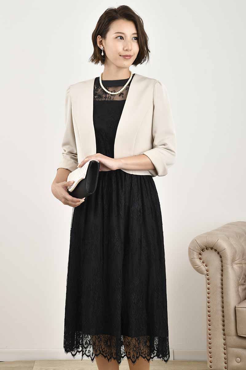 ブラックのクラシカルミックスレースドレス