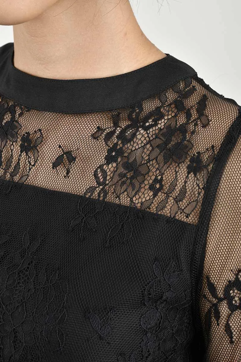 ブラックのクラシカルミックスレースドレス