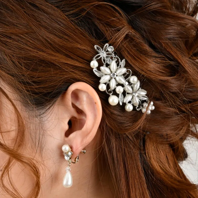 シルバーのフラワーコーム