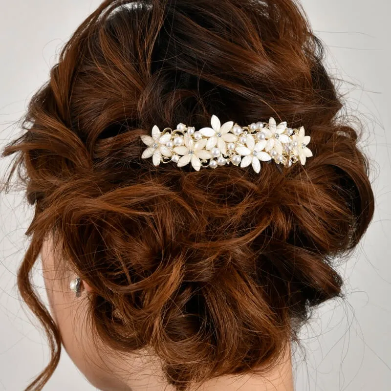 フラワーとミニパールのバレッタ