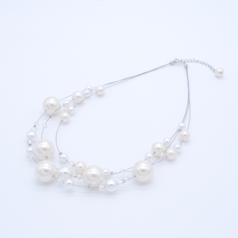 大小パールのシルバーワイヤーネックレス