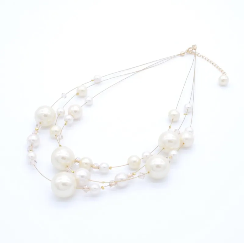 大小パールのゴールドワイヤーネックレス