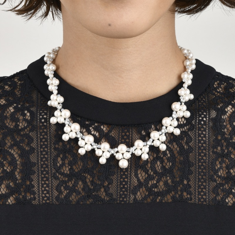 トライアングルパールネックレス