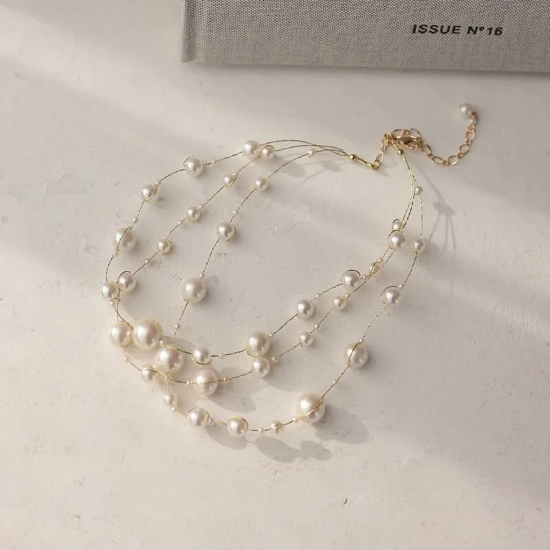 ゴールドチェーンのボリュームパールネックレス