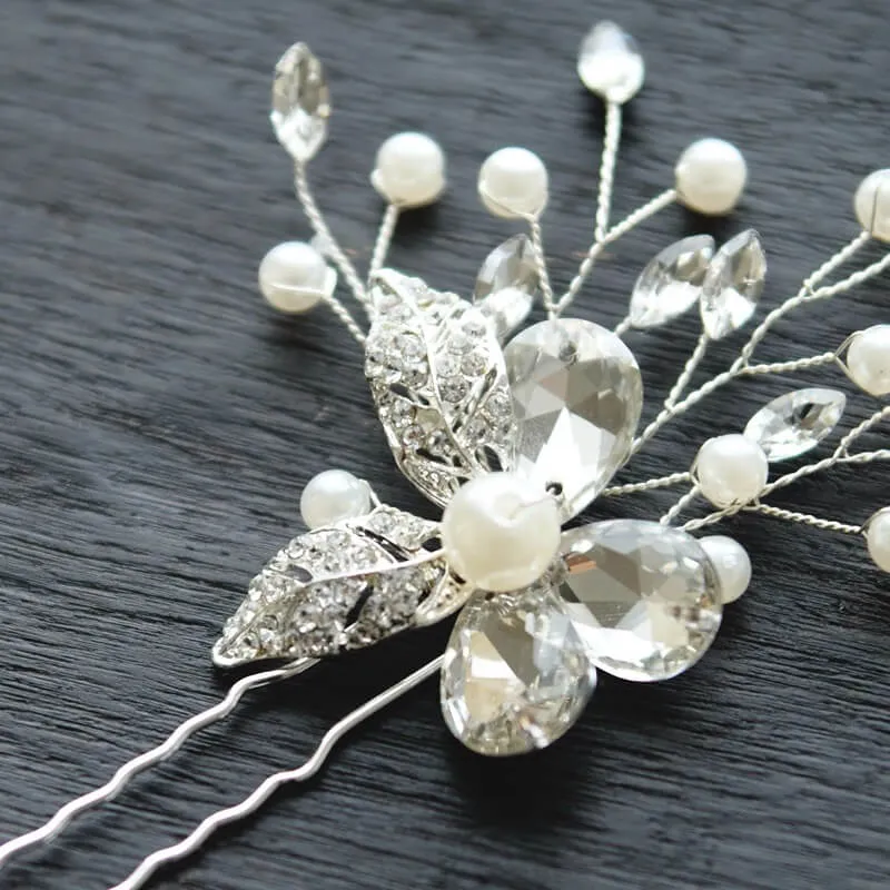 シルバーのクリスタルブルームヘアピン