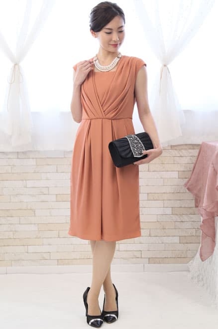 オレンジのカシュクール風タック入りドレス