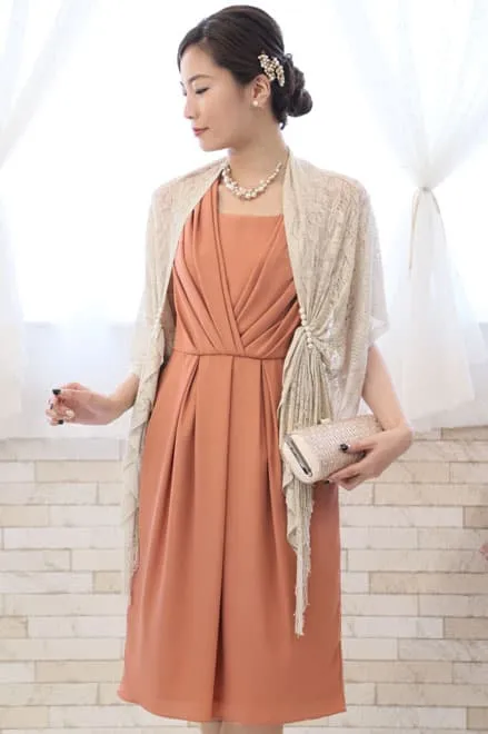 オレンジのカシュクール風タック入りドレス
