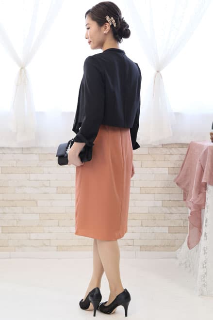 オレンジのカシュクール風タック入りドレス