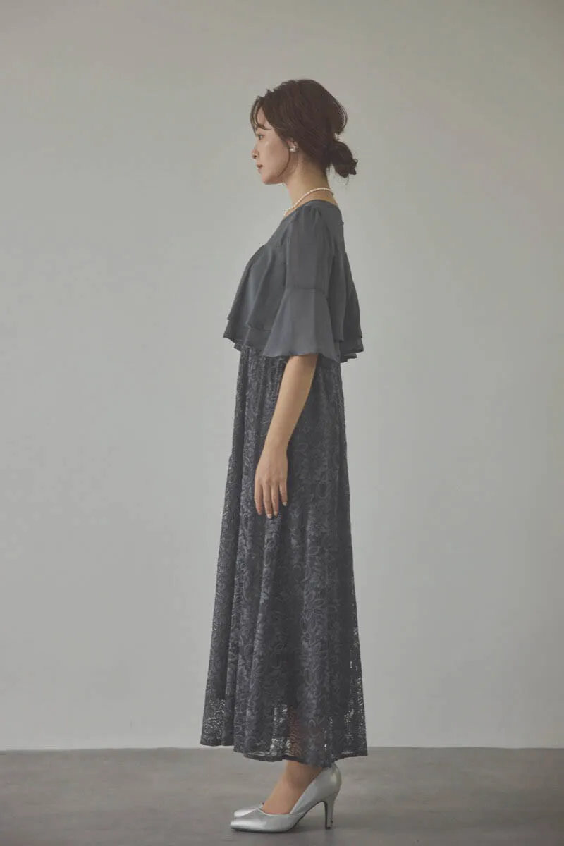 チャコールグレーの授乳口付きレーススカートドレス