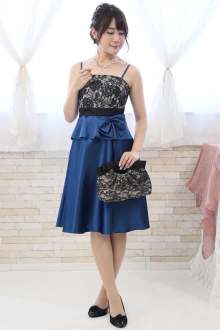 ブルーのハイウエスト切替サテンドレス