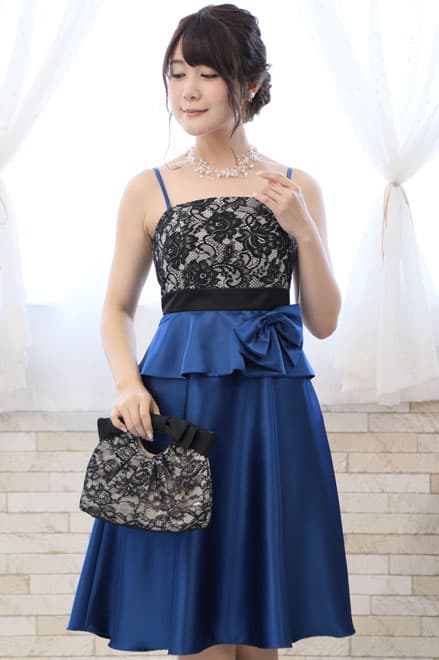 ブルーのハイウエスト切替サテンドレス