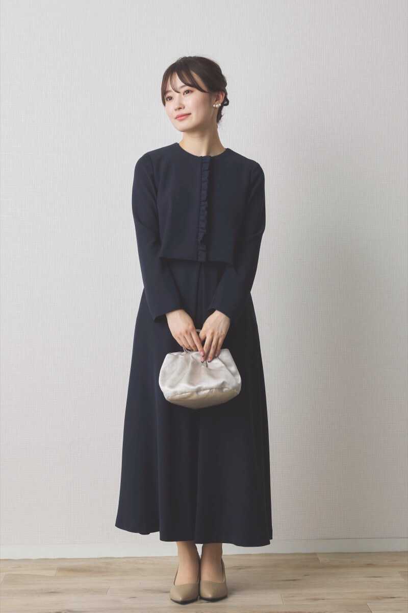 ネイビーのフリル付きボレロセレモニースーツセット