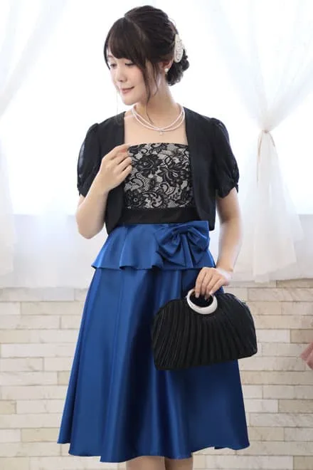 ブルーのハイウエスト切替サテンドレス