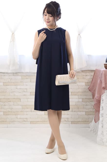 ネイビーの2wayケープ付きノースリーブドレス