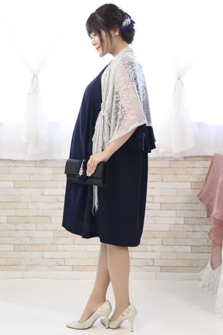 ネイビーの2wayケープ付きノースリーブドレス