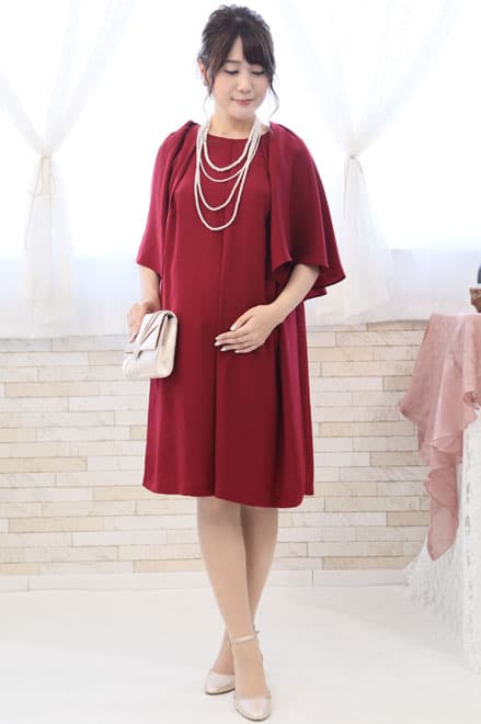 レッドの2wayケープ付きノースリーブドレス