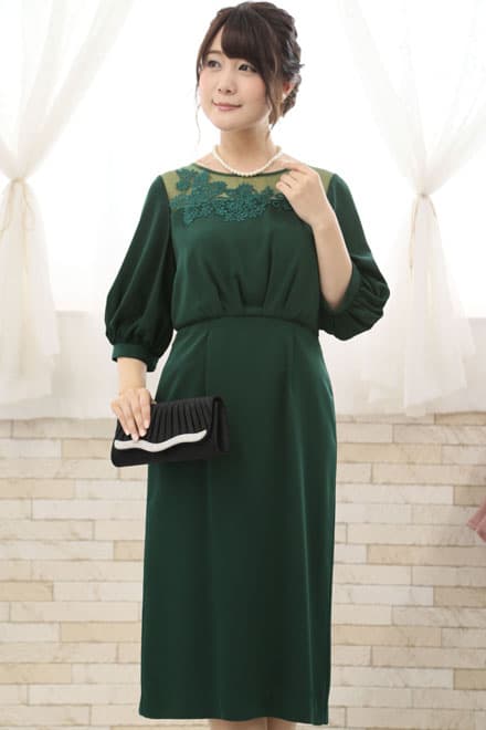 グリーンの花柄レースボリュームスリーブドレス