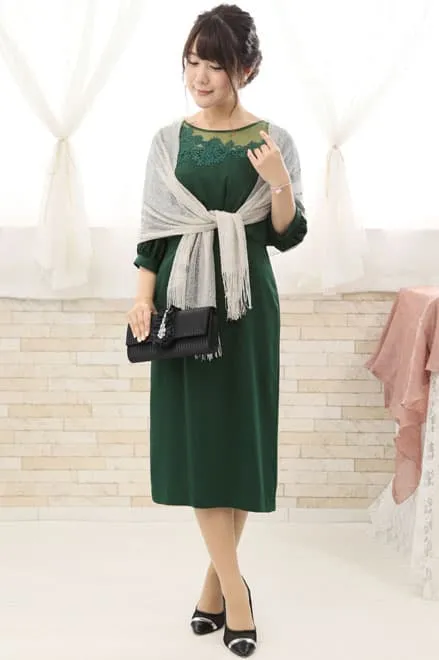 グリーンの花柄レースボリュームスリーブドレス